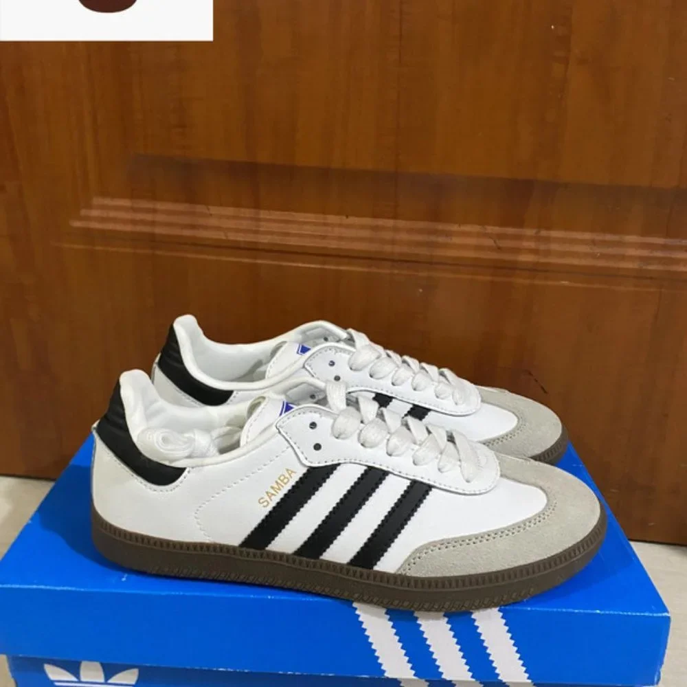 Adidas Samba Retro Leather Mens Sneakers - Picture 2 of 4